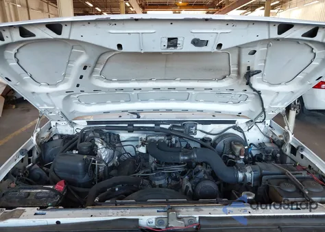 1996 Ford F250 z USA, uszkodzony, nr VIN 1FTHW26G2TEA52061